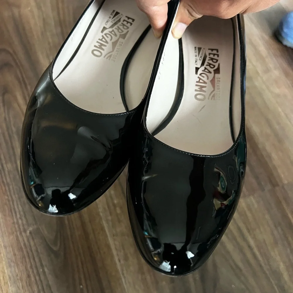 Salvatore Ferragamo Black Patent Leather Wedge Heels Women's 8.5 2A